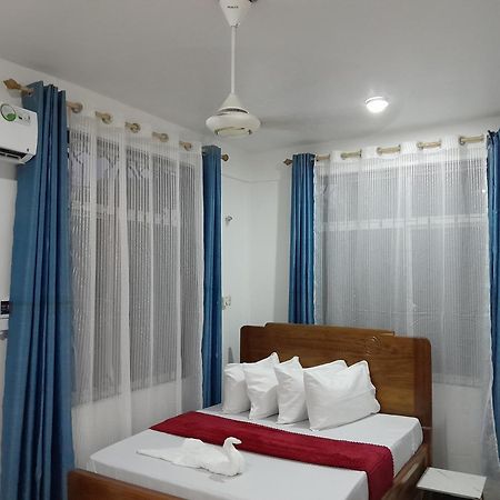 Valley Breeze Hotel Dar es Salaam Exterior photo