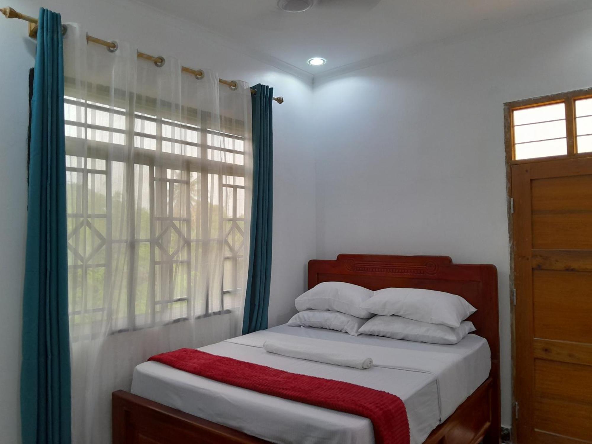 Valley Breeze Hotel Dar es Salaam Exterior photo