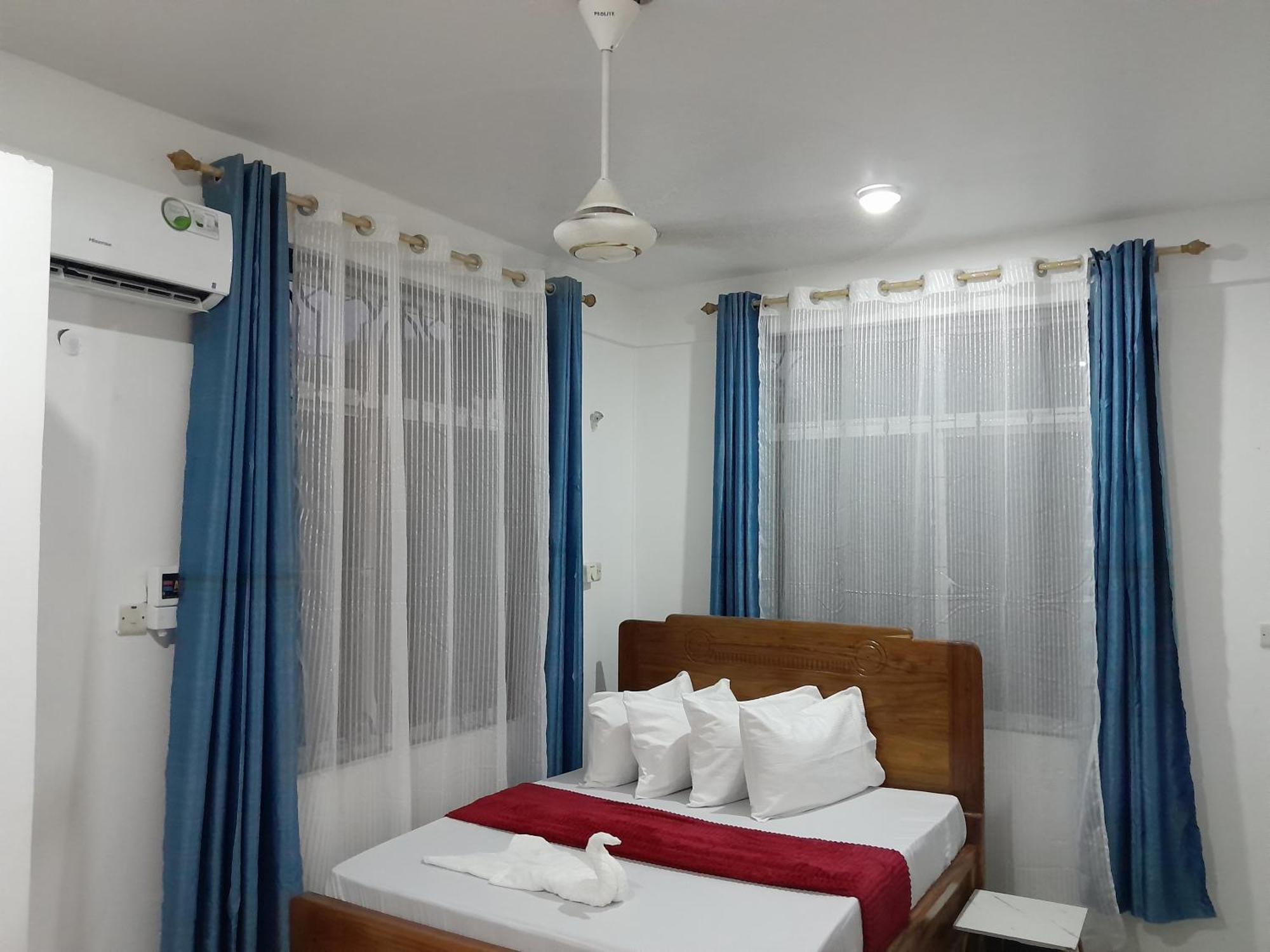 Valley Breeze Hotel Dar es Salaam Exterior photo
